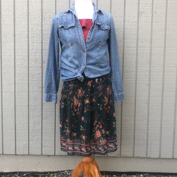 Max Studio Floral Skirt with Elastic Waist. Size M - Picture 12 of 12